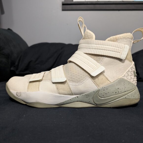 Nike Lebron Soldier 11 - Size 11 - Light Bone - Picture 3 of 6